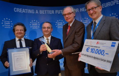 Read more about the article HoCare competes for the European Health Award